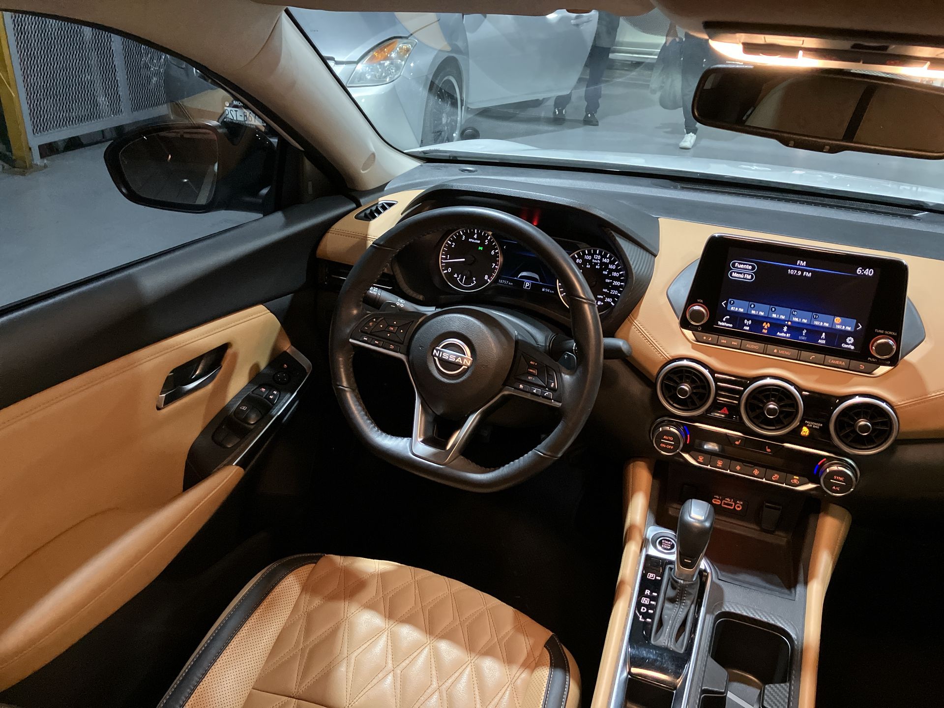 2024 Nissan SENTRA PLATINUM BITONO CVT 25