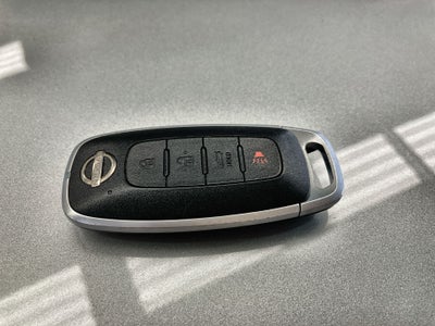 2023 Nissan VERSA ADVANCE MT 23