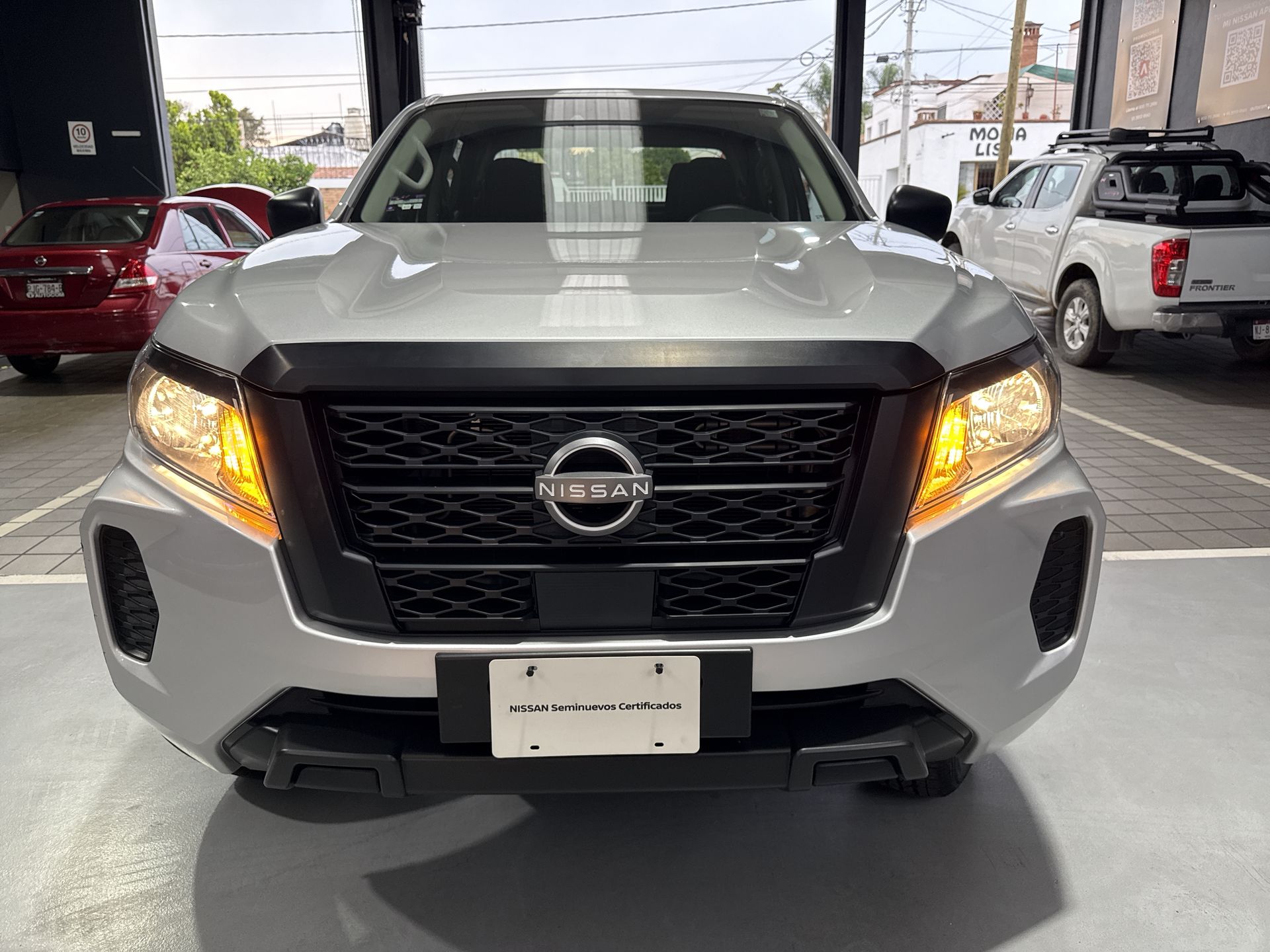 2025 Nissan FRONTIER XE TM 25