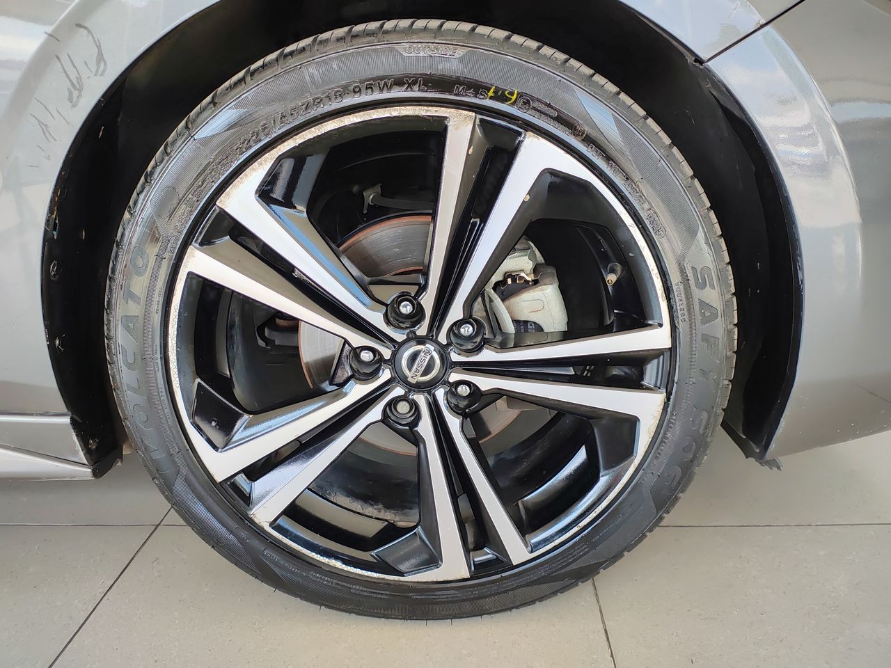 2021 Nissan SENTRA SR BITONO CVT 21