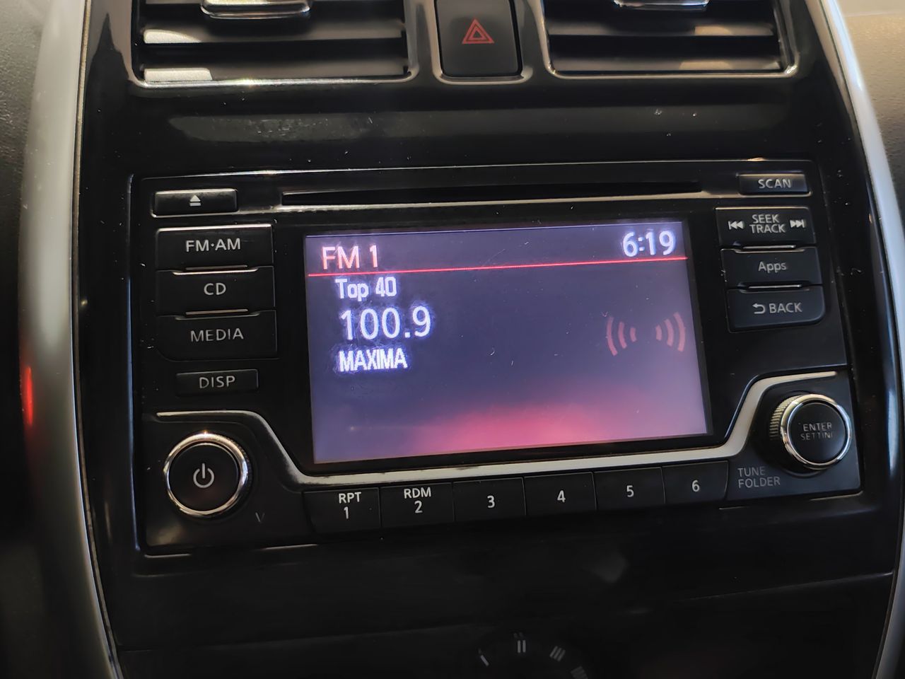 2018 Nissan VERSA ADVANCE MT AC