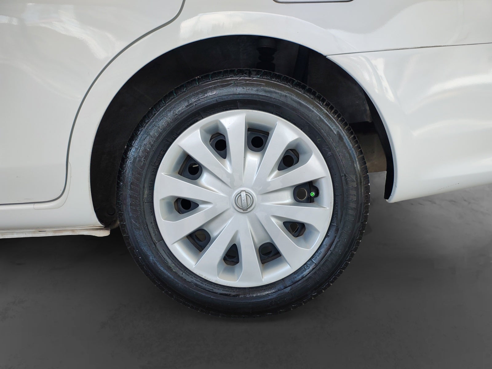 2019 Nissan VERSA MT AC 1.6L