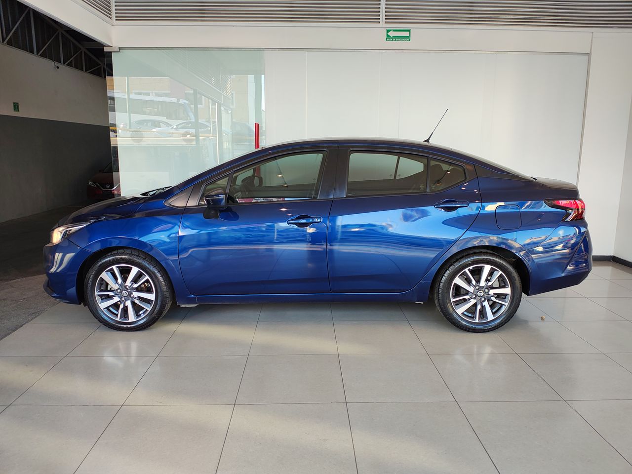 2021 Nissan VERSA ADVANCE MT 21