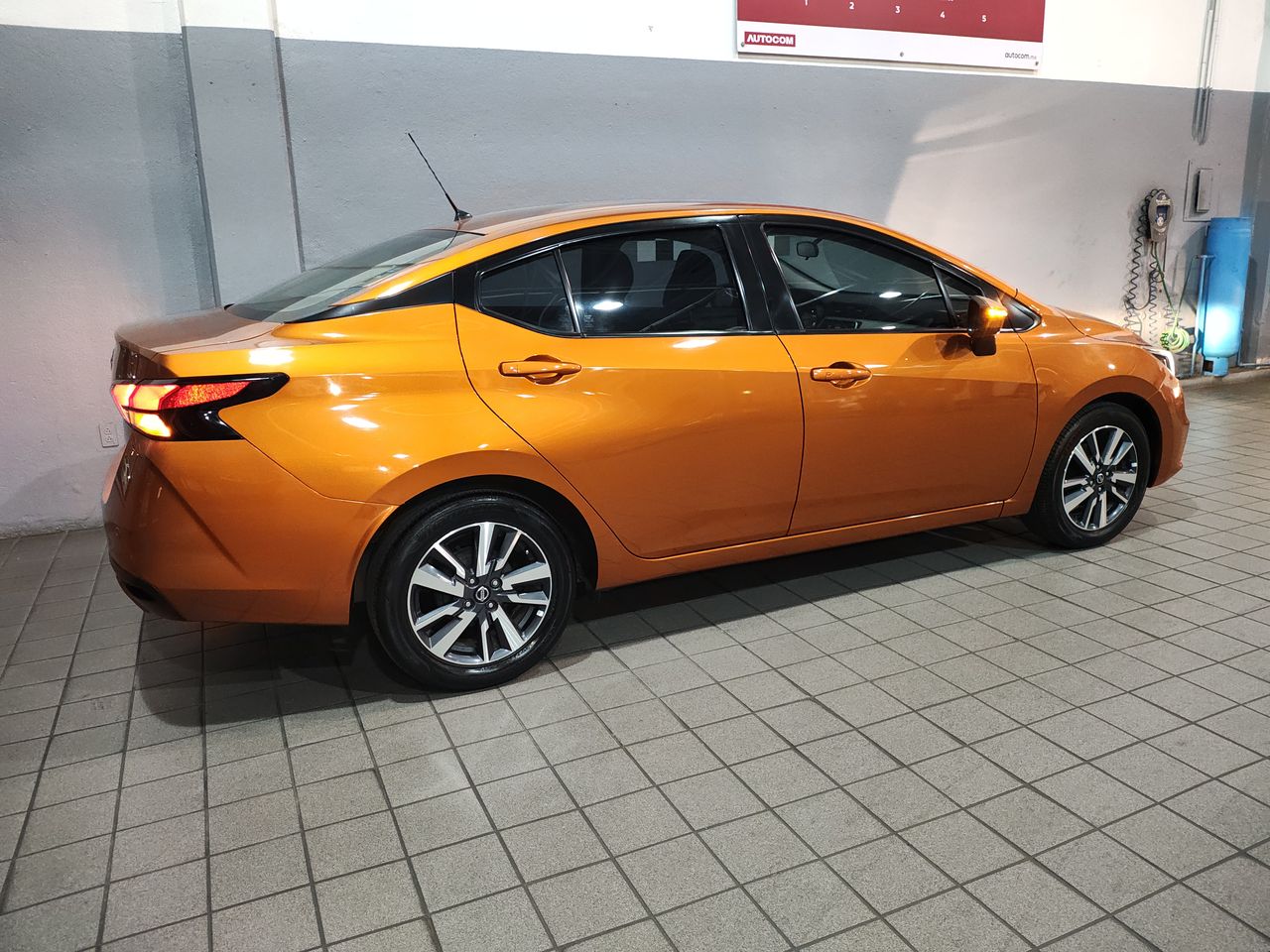 2020 Nissan VERSA ADVANCE CVT