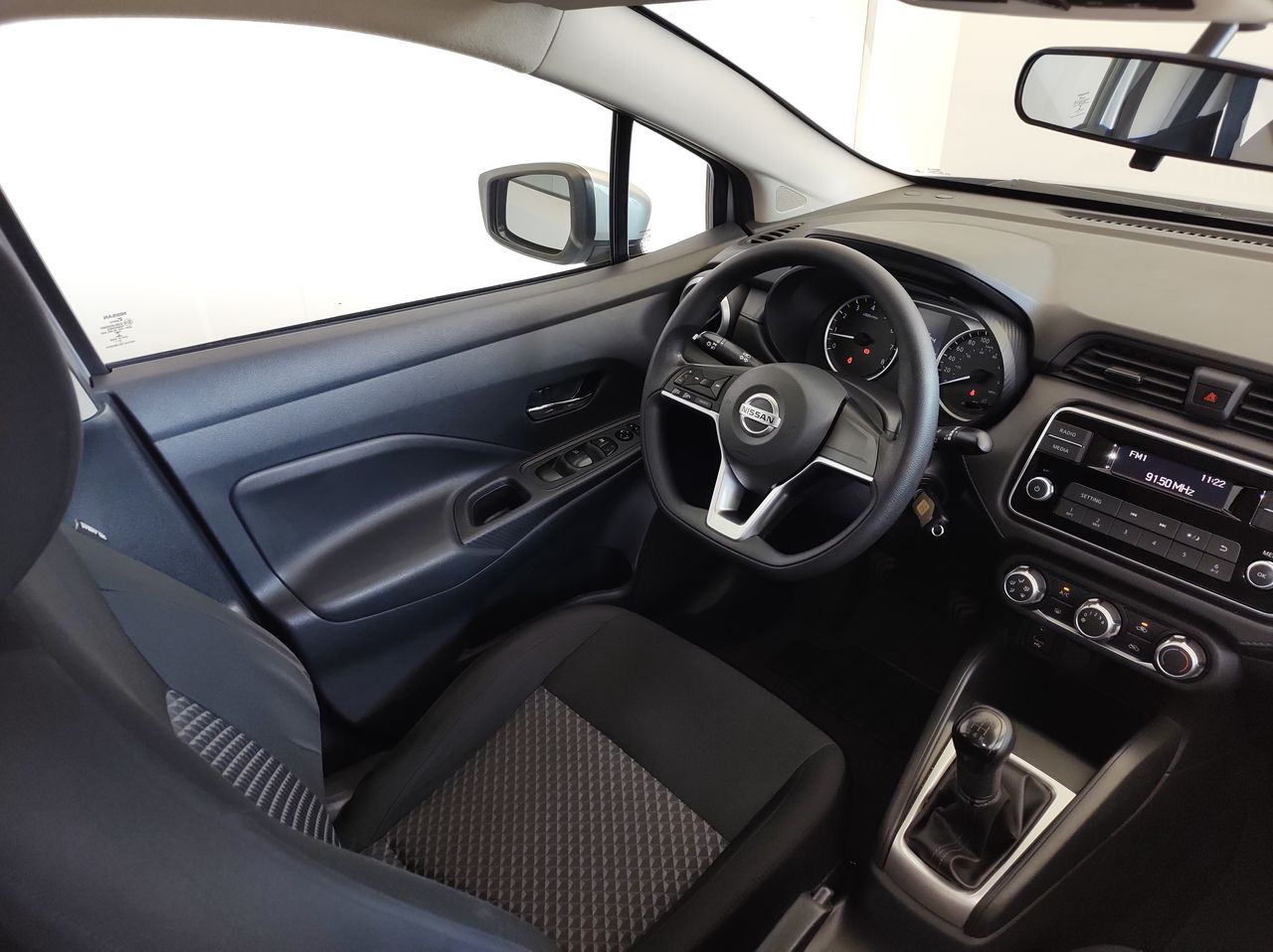 2021 Nissan VERSA SENSE MT 21