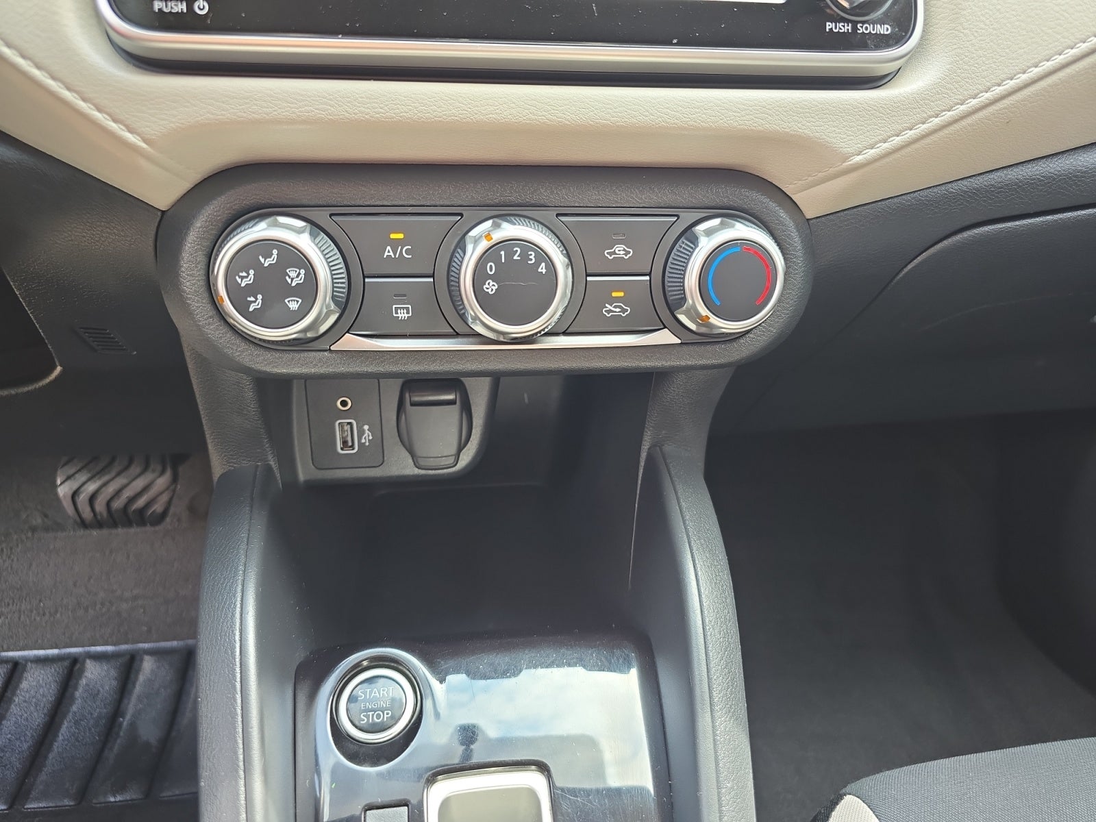 2021 Nissan VERSA VERSA ADVANCE CVT