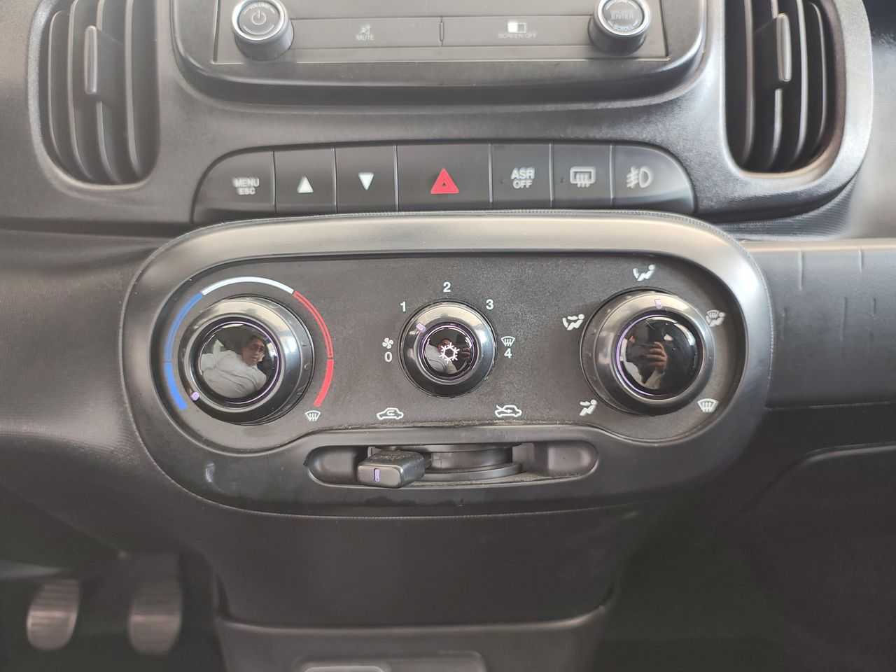 2024 FIAT MOBI TREKKING