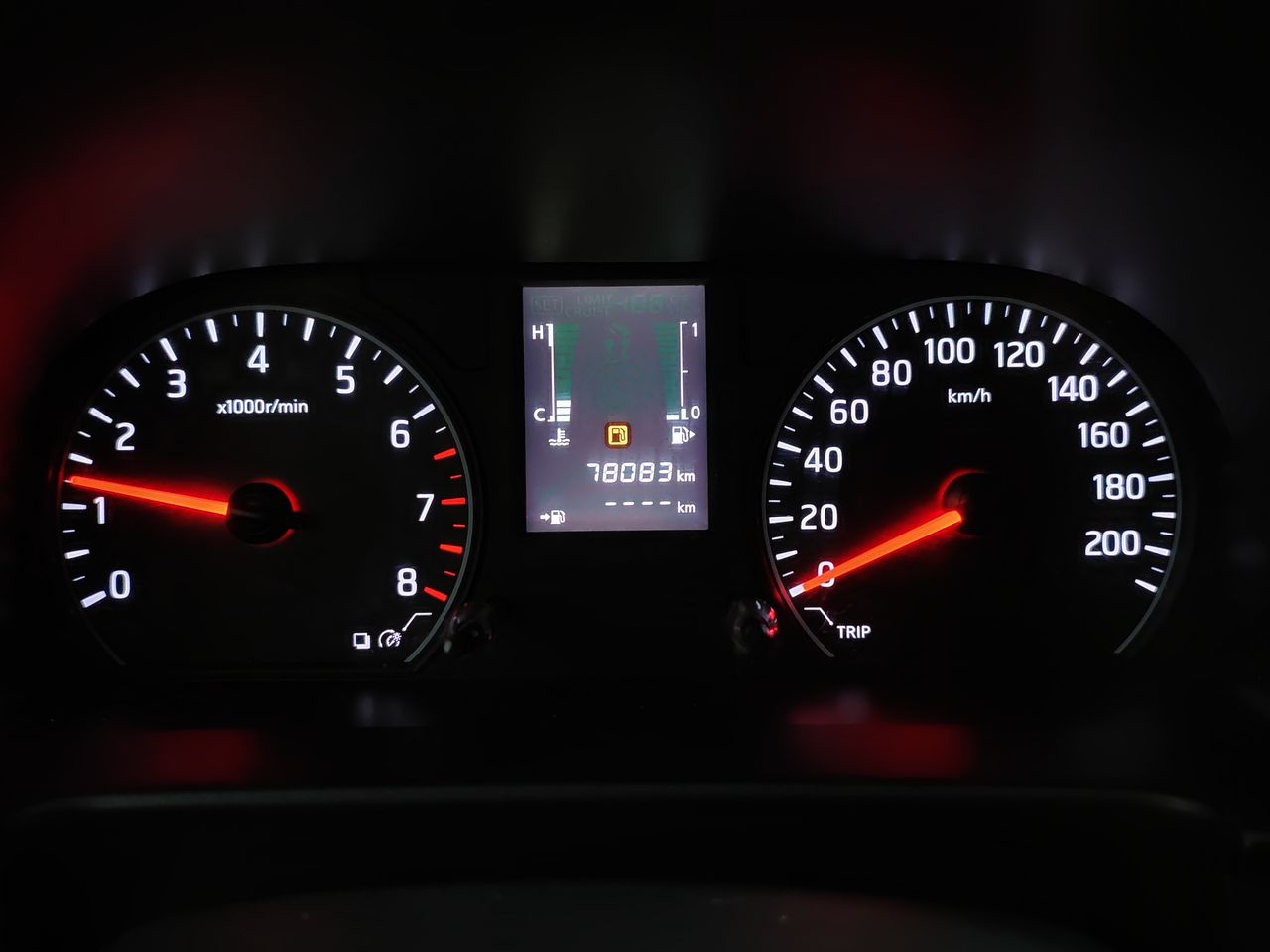 2024 Nissan NV350 URVAN PANEL AMPLIA AA 24