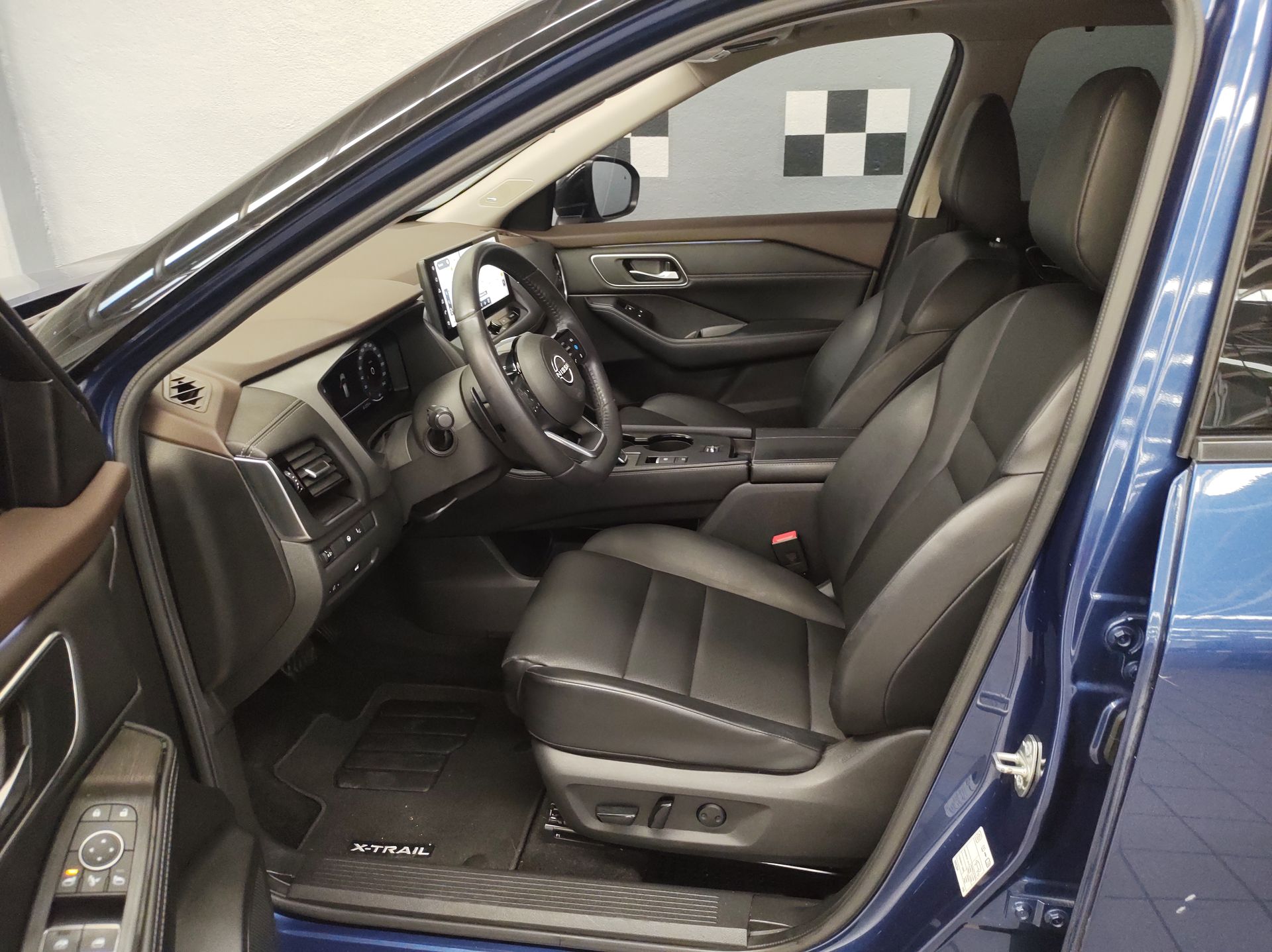 2023 Nissan X-TRAIL PLATINUM PLUS 2 ROW 23