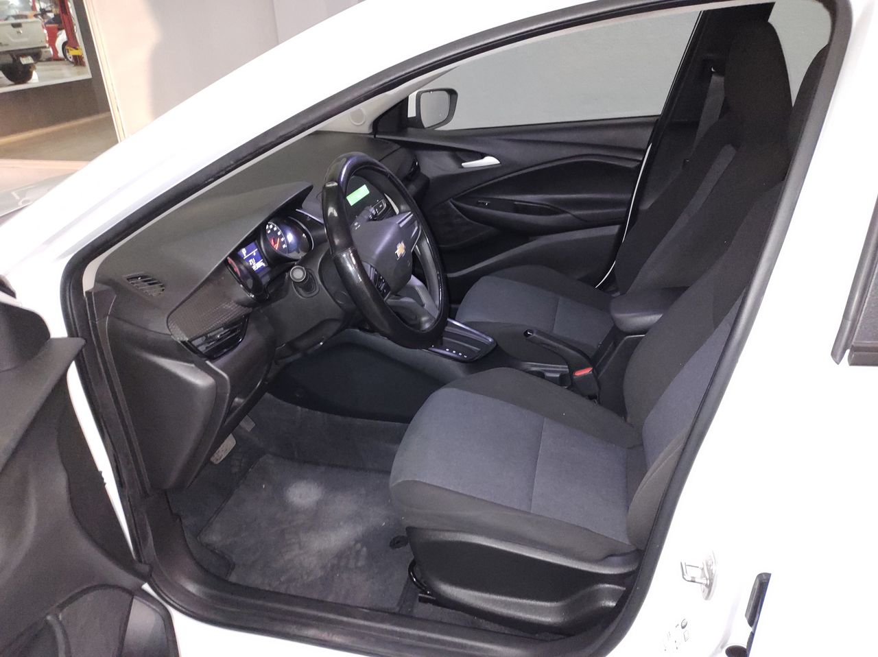 2024 Chevrolet ONIX LS B