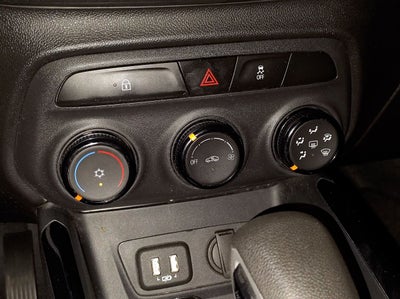 2024 Chevrolet ONIX LS B