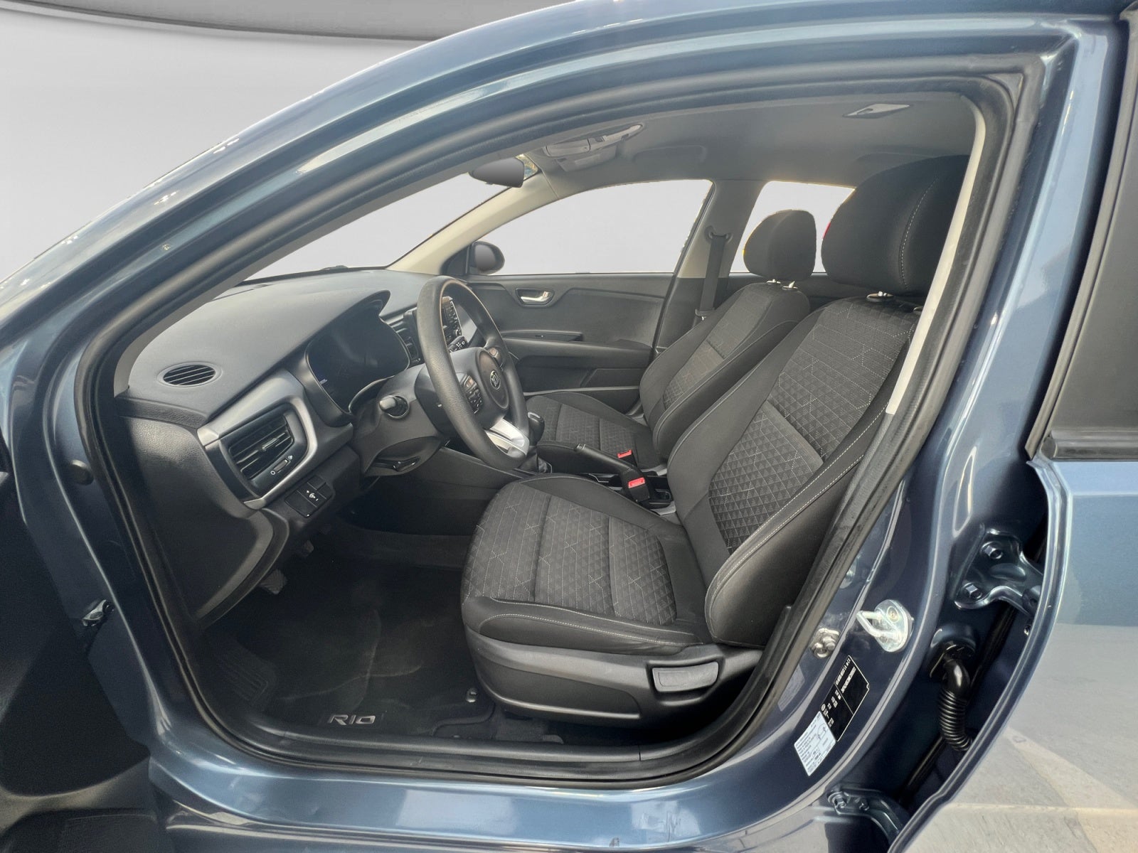 2021 Kia RIO L TM