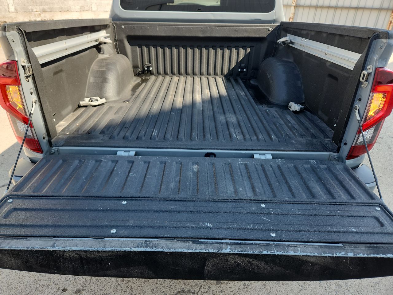 2021 Nissan FRONTIER PRO-4X 4X4 TA 21