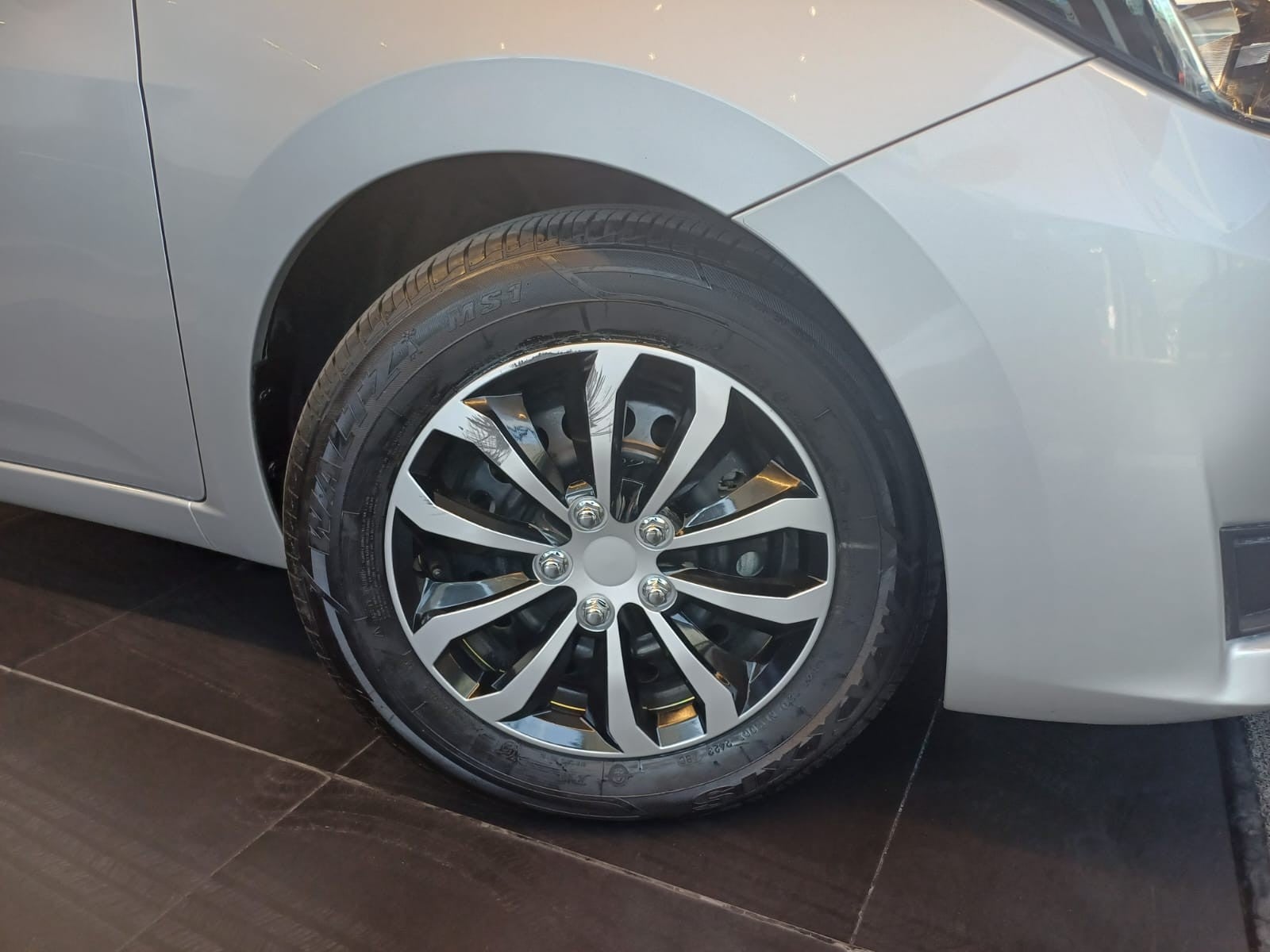 2023 Nissan VERSA SENSE CVT 23