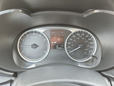 2021 Nissan VERSA SENSE MT 21