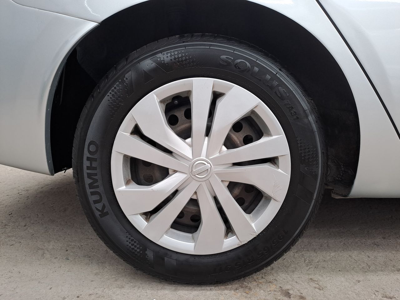 2021 Nissan VERSA SENSE MT 21