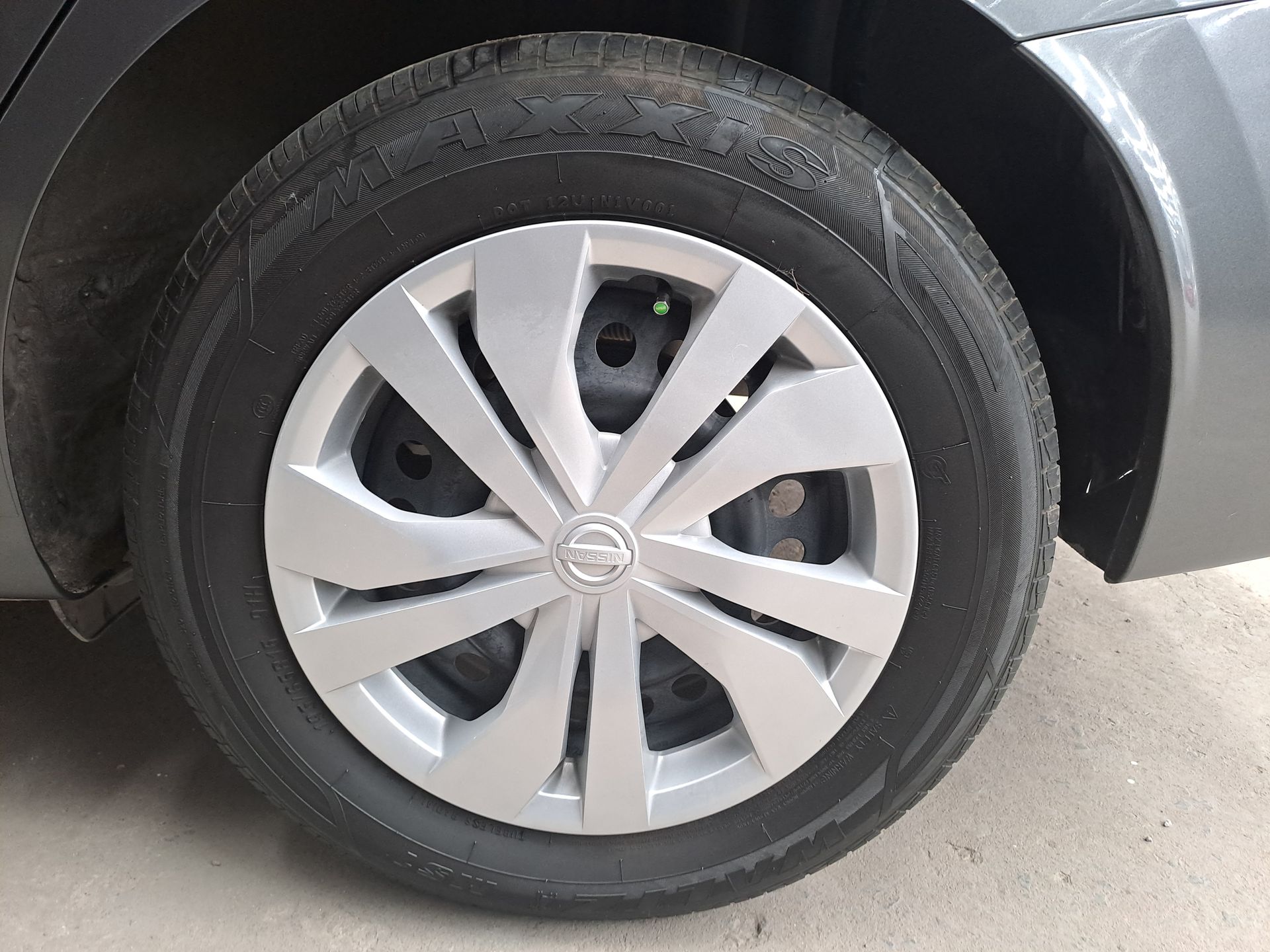 2024 Nissan VERSA SENSE MT 24