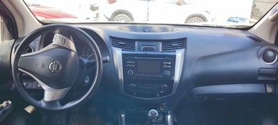 2020 Nissan FRONTIER LE TM AC