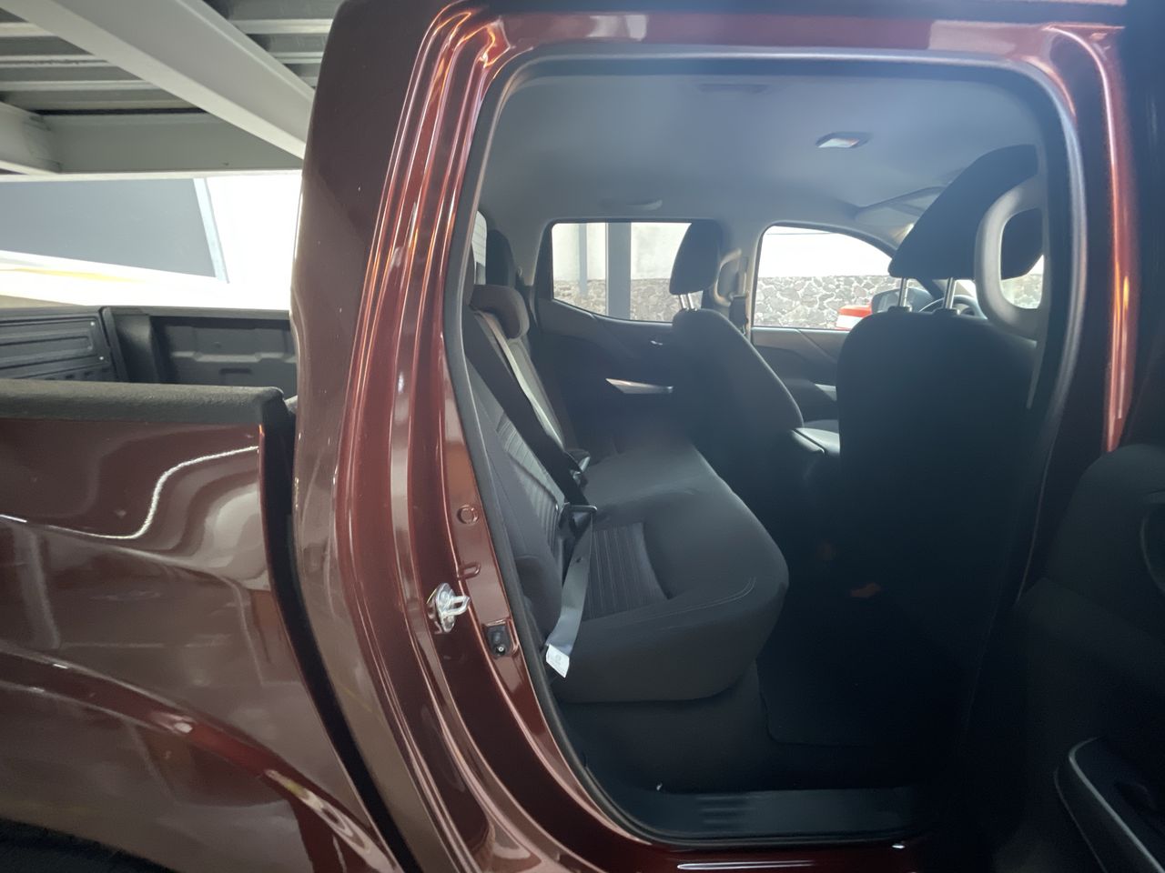 2024 Nissan FRONTIER FRONTIER LE TA 24