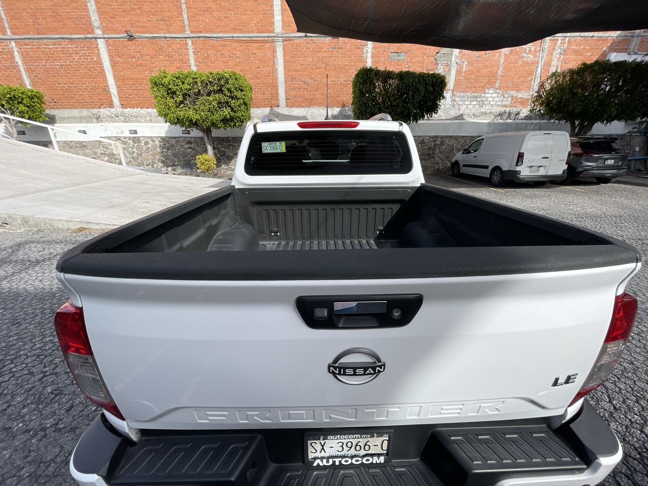 2023 Nissan FRONTIER LE TM 23