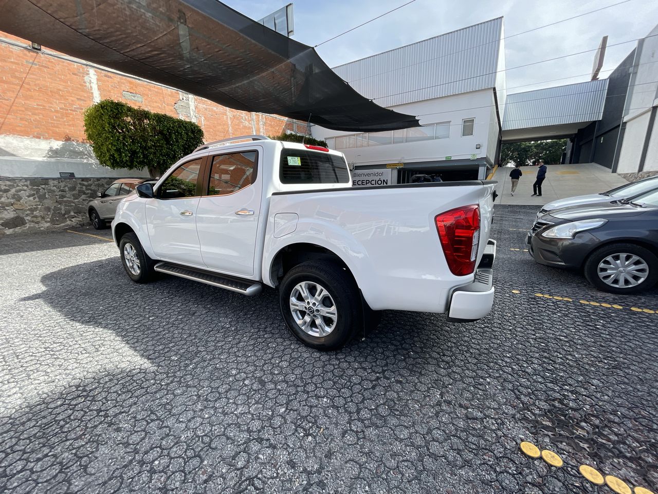 2023 Nissan FRONTIER LE TM 23