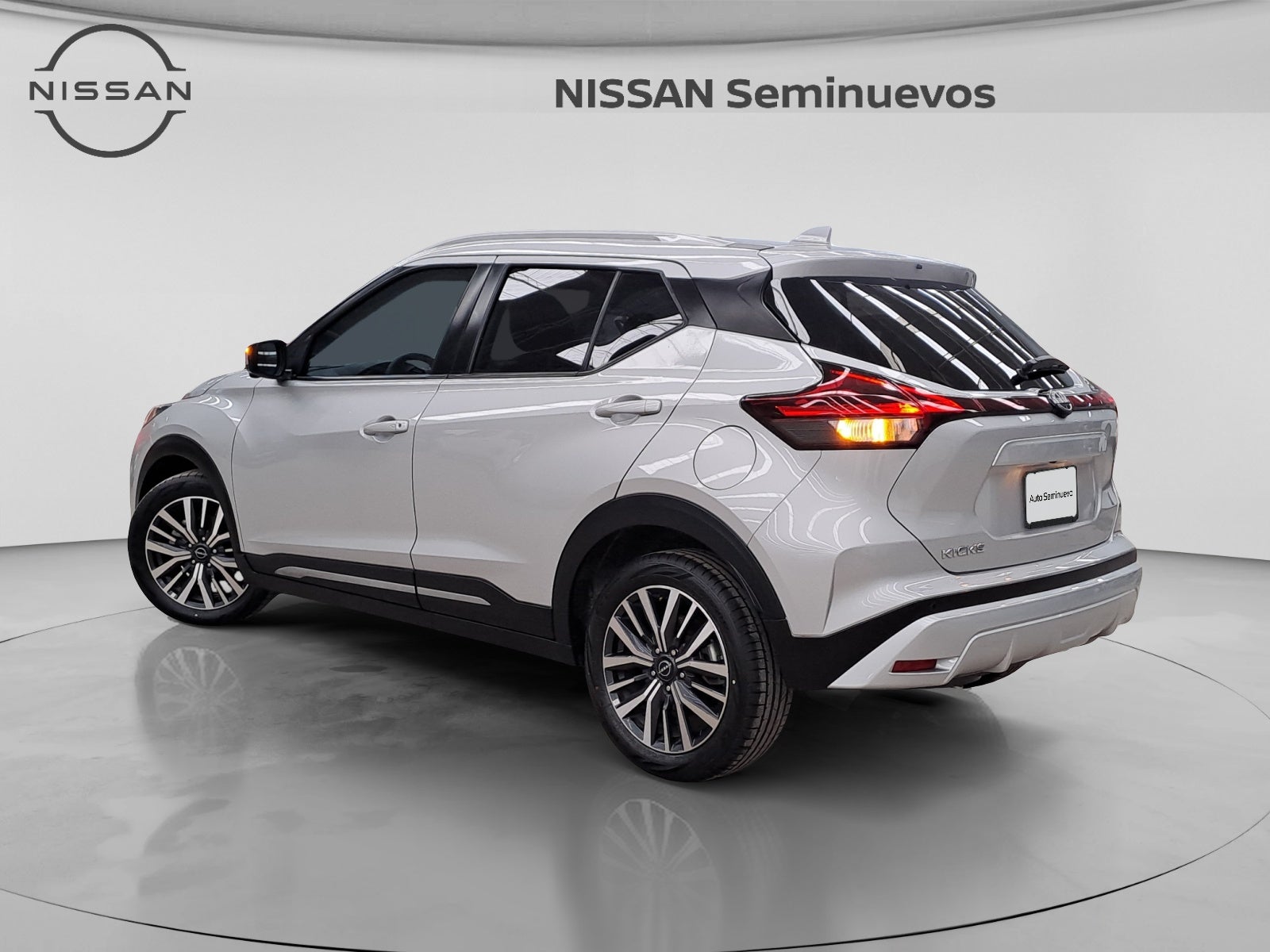 2022 Nissan KICKS KICKS EXCLUSIVE CVT NEGRO
