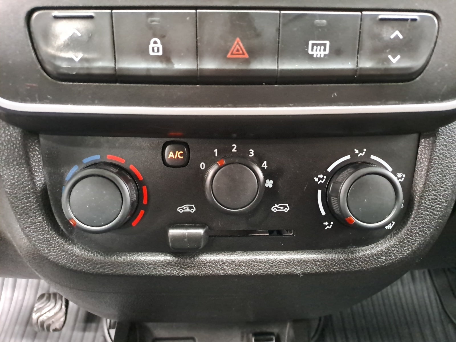 2020 RENAULT KWID KWID 1.0 INTENS TM