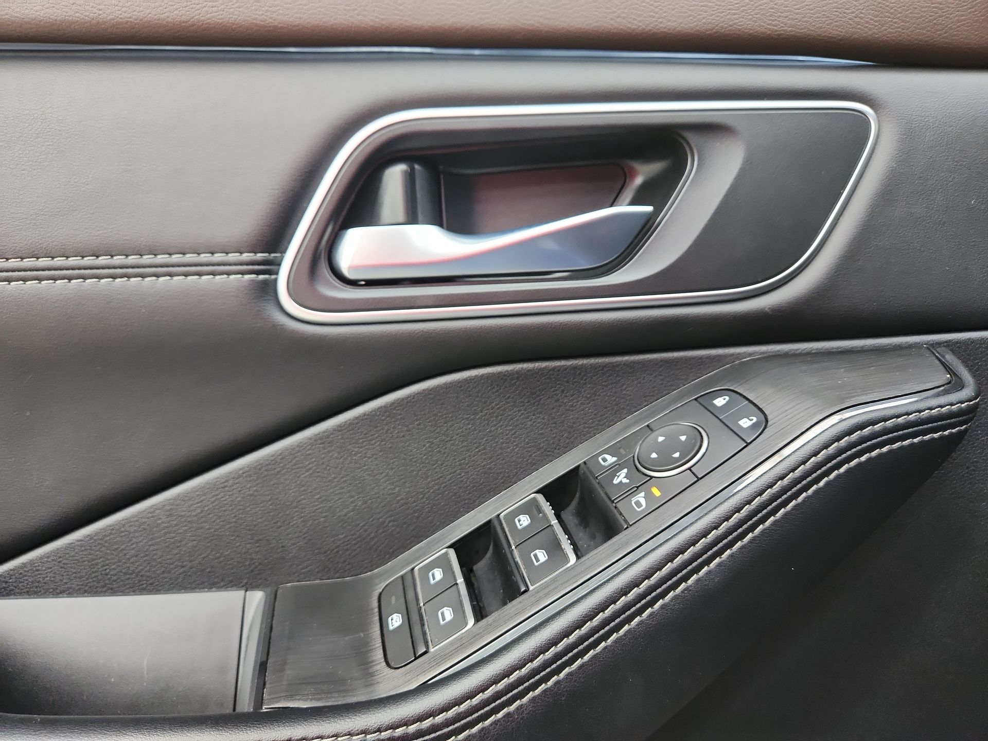 2025 Nissan X-TRAIL E-POWER PLATINUM PLUS 2 ROW 25