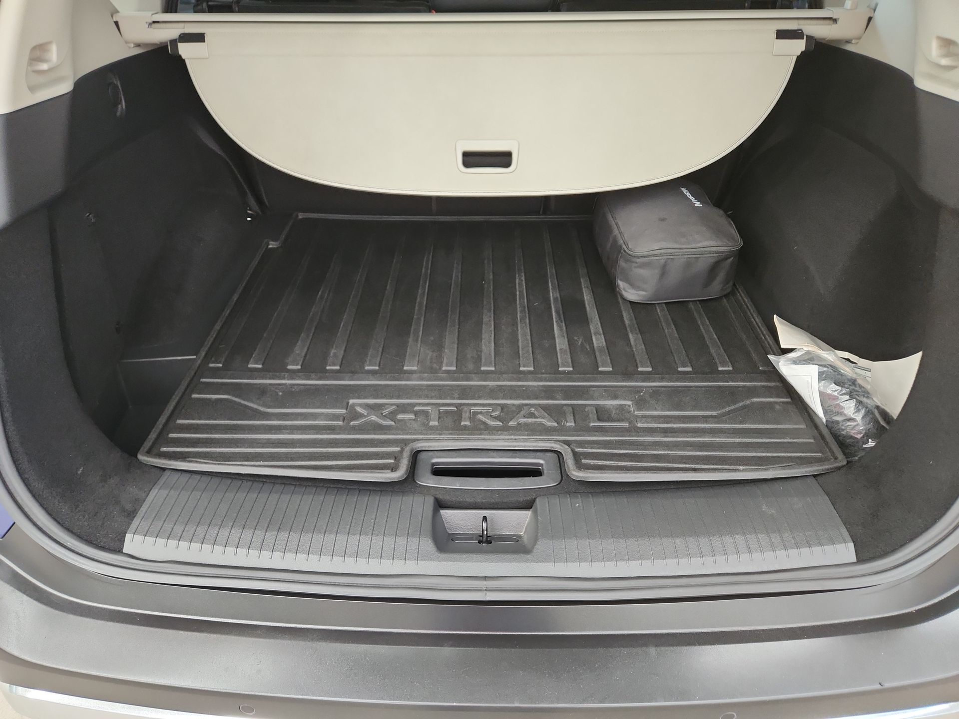 2025 Nissan X-TRAIL E-POWER PLATINUM PLUS 2 ROW 25