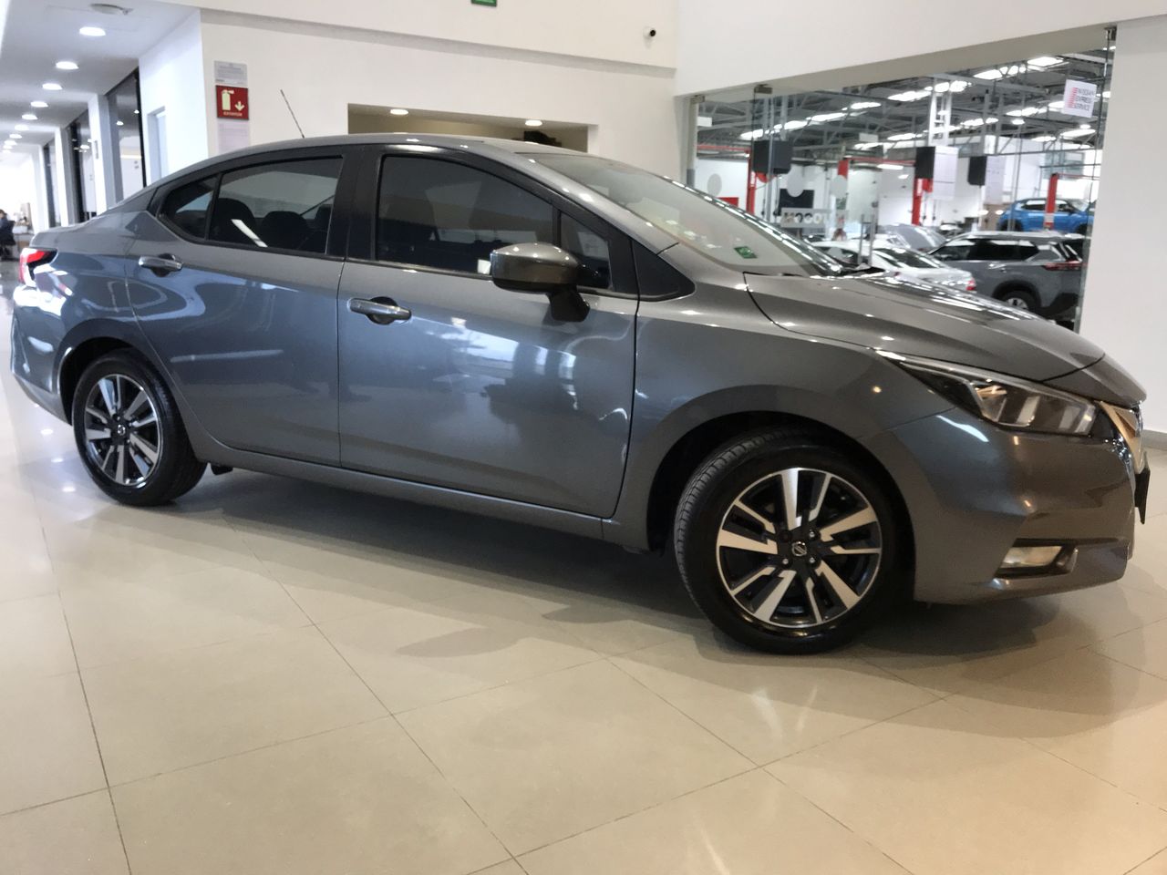 2022 Nissan VERSA ADVANCE MT 22