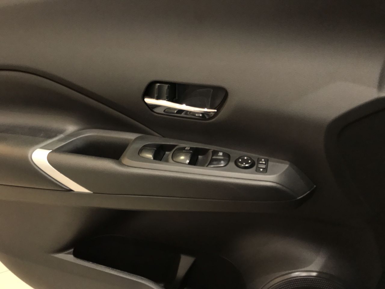 2023 Nissan KICKS PLATINUM 1.6 LTS CVT 23