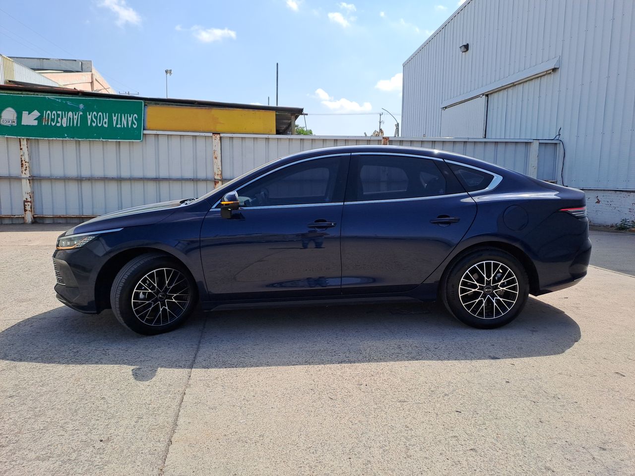 2026 BYD KING DM-I 1.5L FWD 55KM