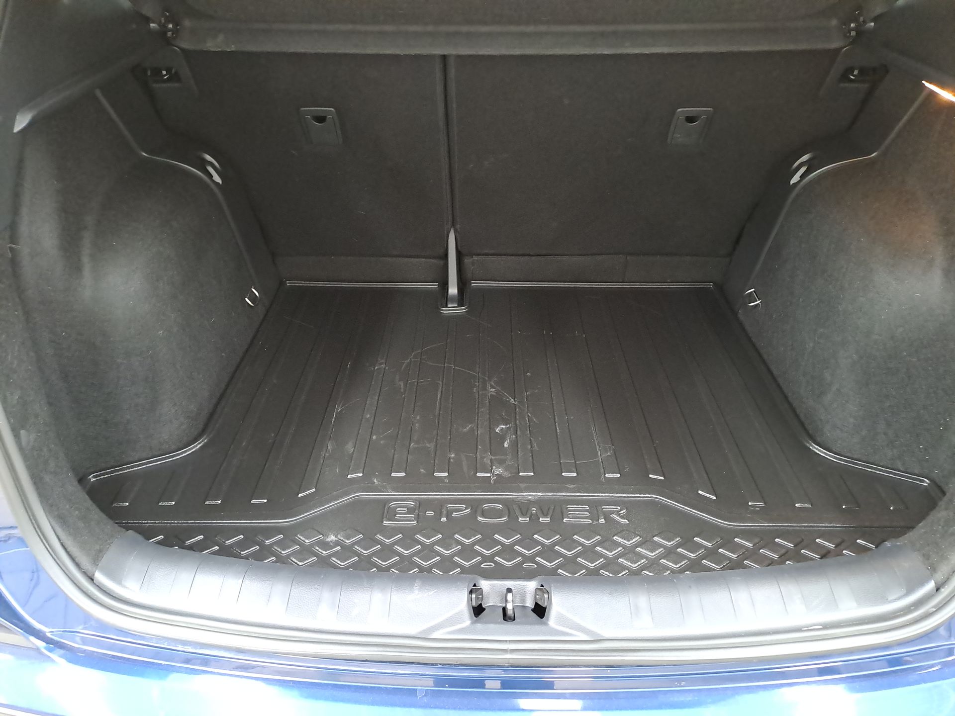 2025 Nissan KICKS E-POWER PLATINUM E-POWER 25