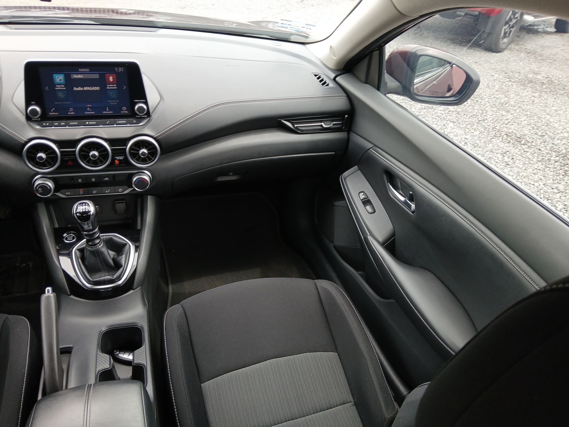 2020 Nissan SENTRA ADVANCE MT