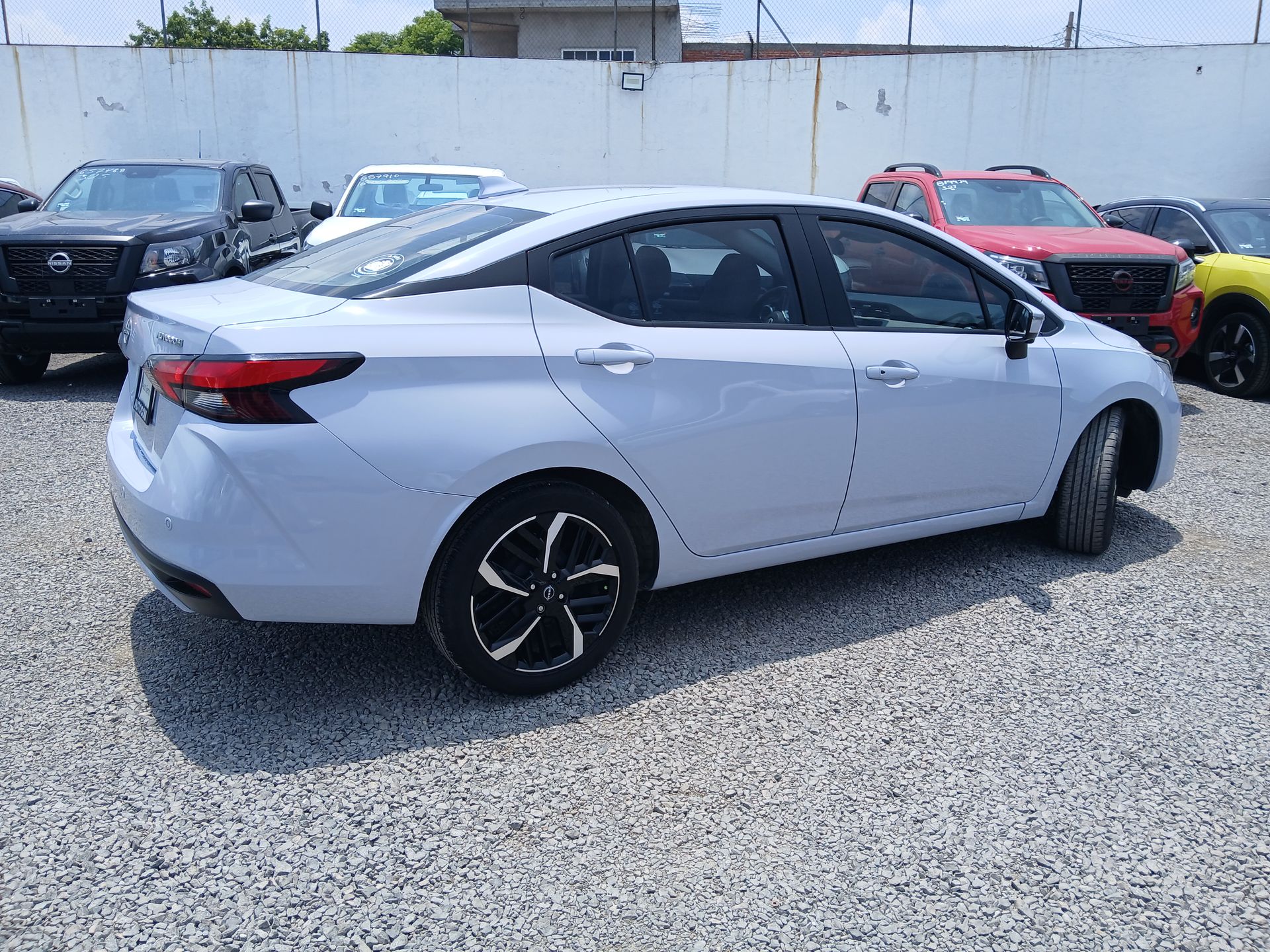 2023 Nissan VERSA EXCLUSIVE CVT 23