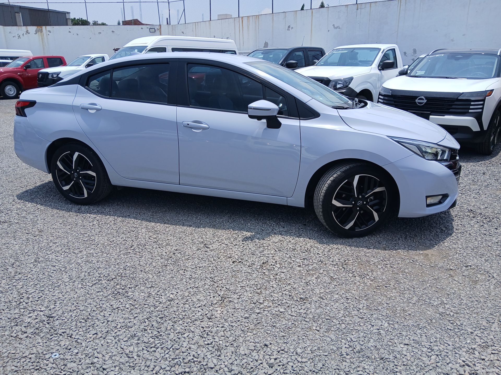 2023 Nissan VERSA EXCLUSIVE CVT 23