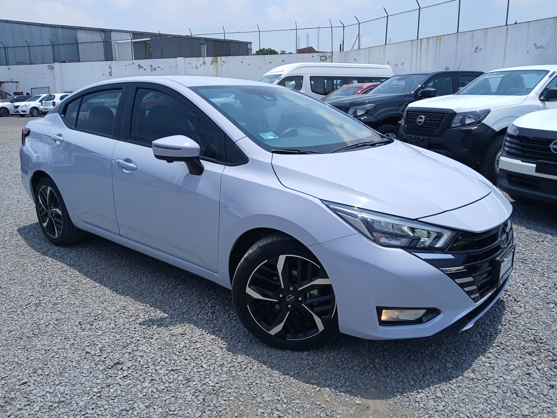 2023 Nissan VERSA EXCLUSIVE CVT 23