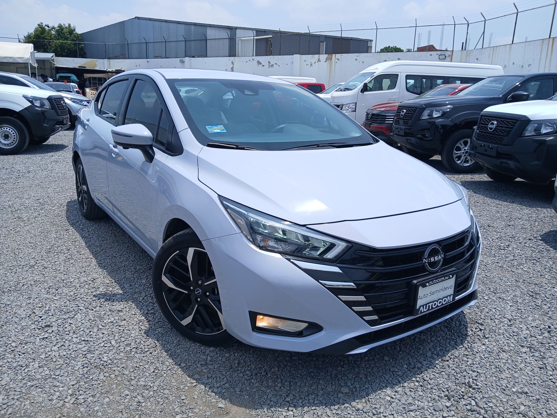 2023 Nissan VERSA EXCLUSIVE CVT 23