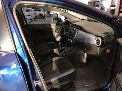 2023 Nissan VERSA ADVANCE MT 23