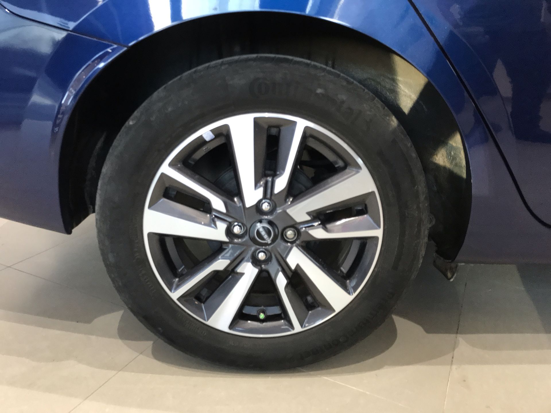 2023 Nissan VERSA ADVANCE MT 23