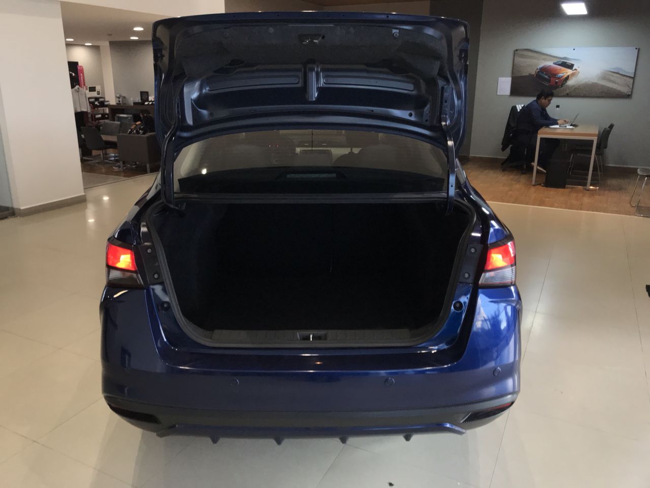 2020 Nissan VERSA ADVANCE MT