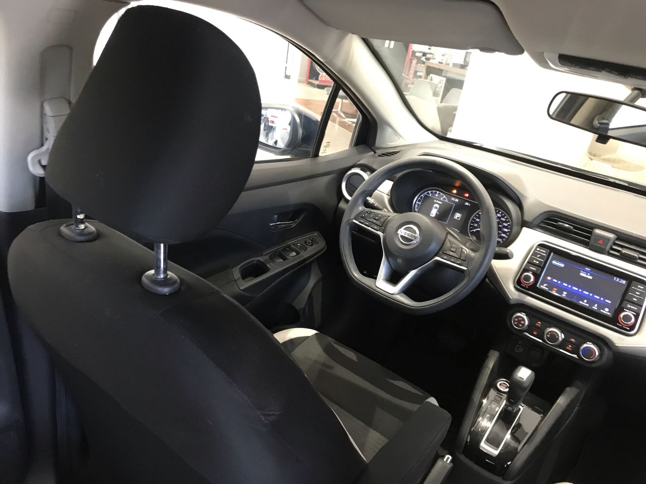 2021 Nissan VERSA ADVANCE CVT 21