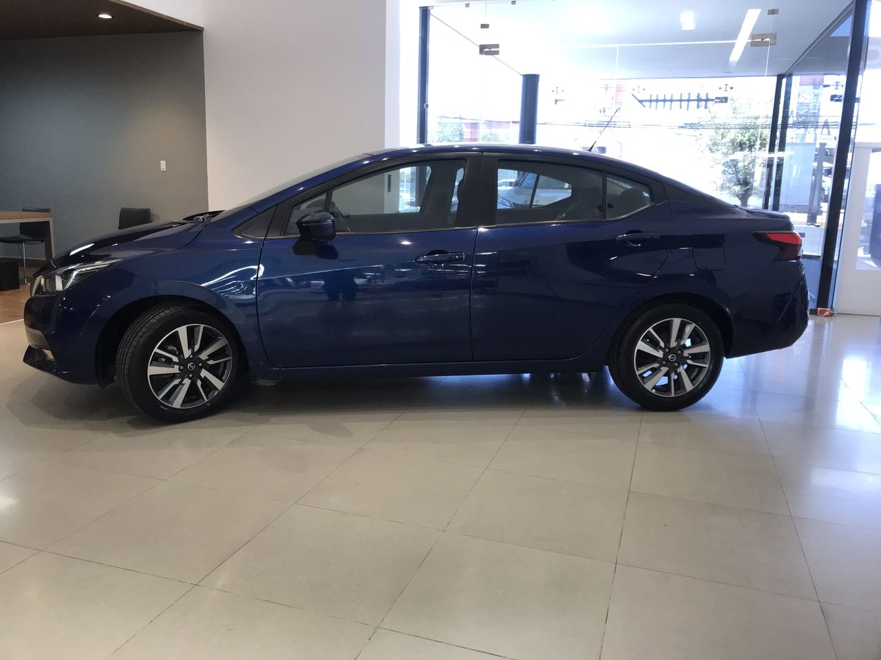 2021 Nissan VERSA ADVANCE CVT 21
