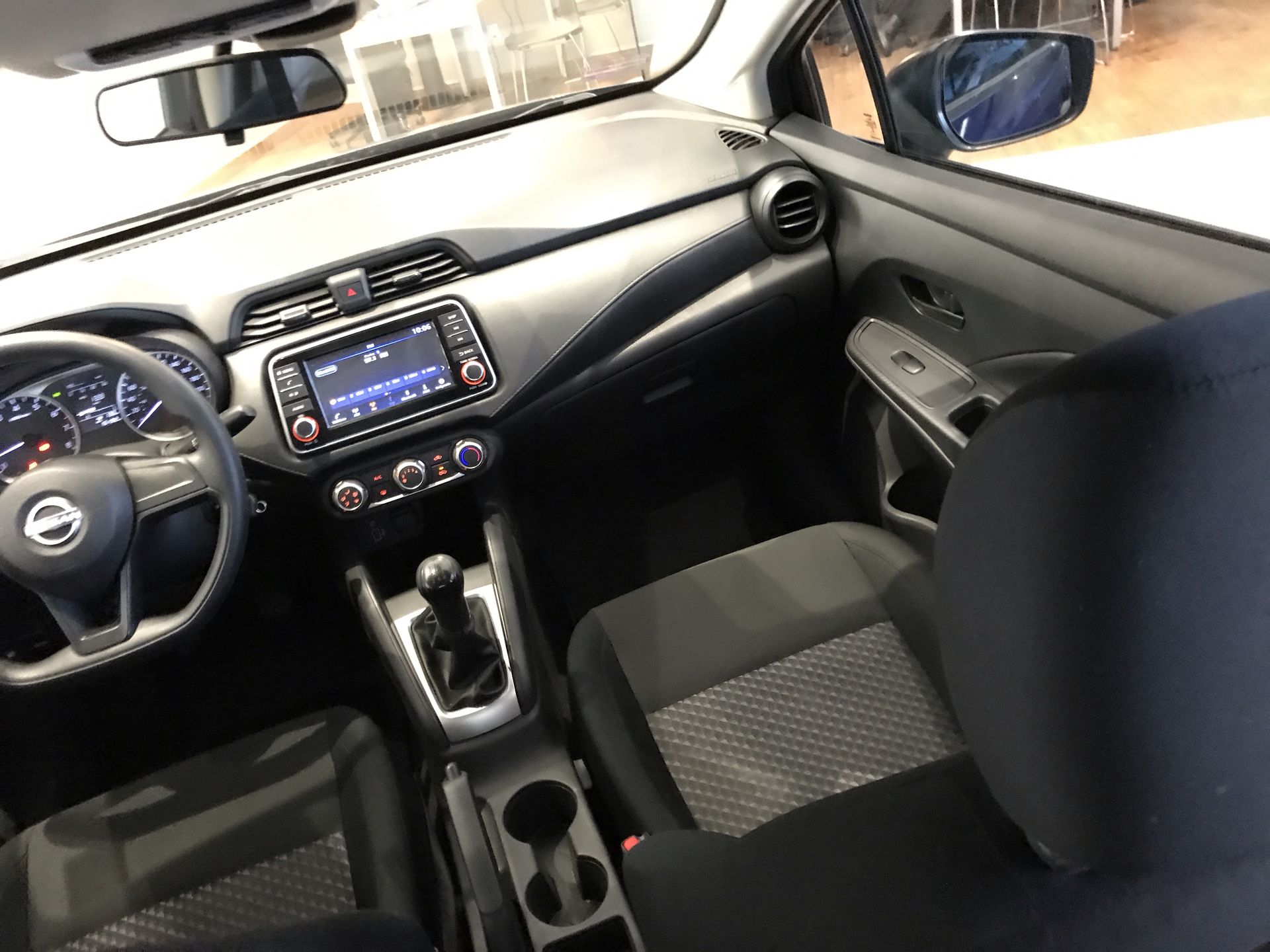 2024 Nissan VERSA SENSE MT 24