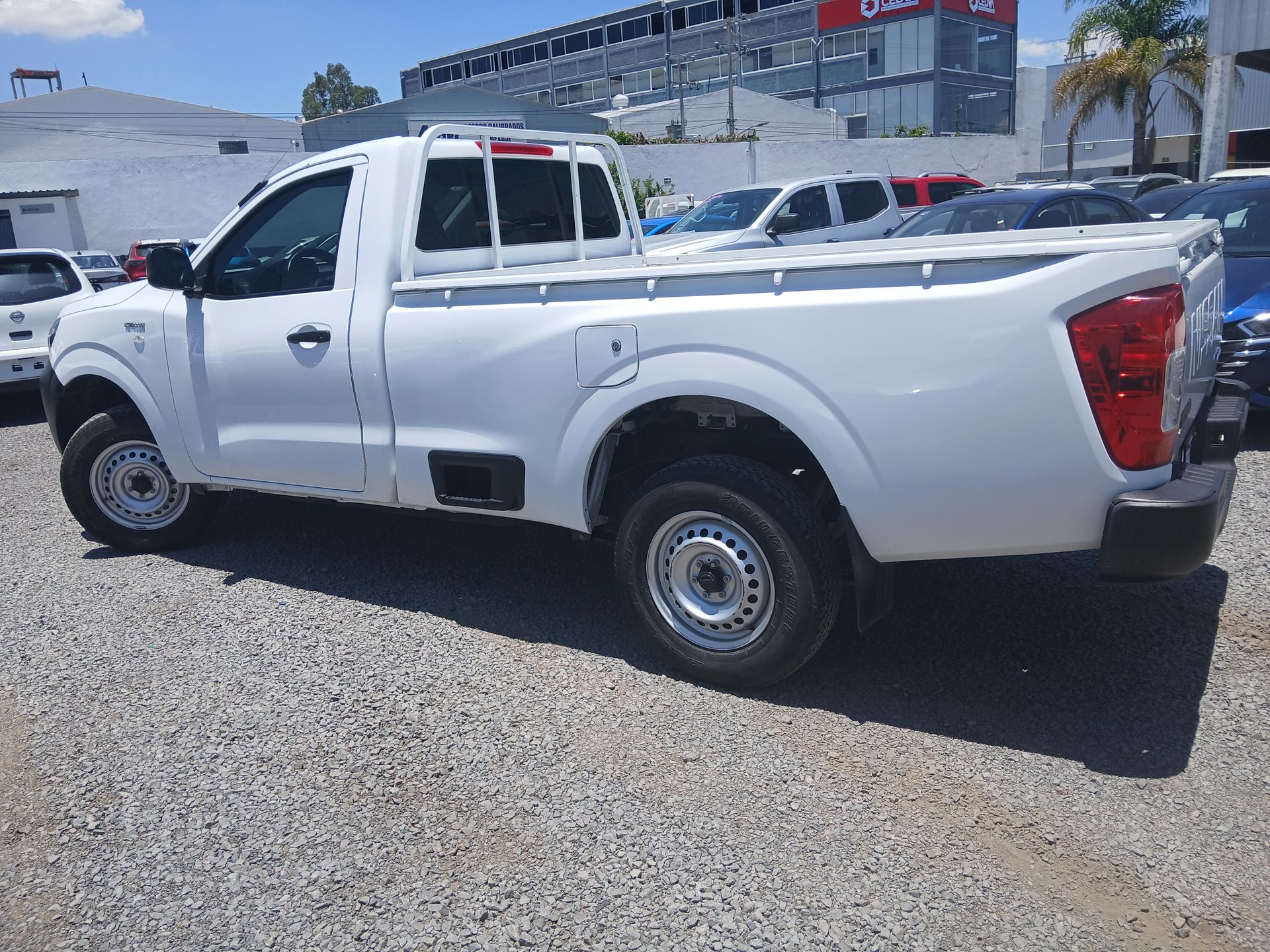 2024 Nissan NP300 NP300 CHASIS TM AC 24