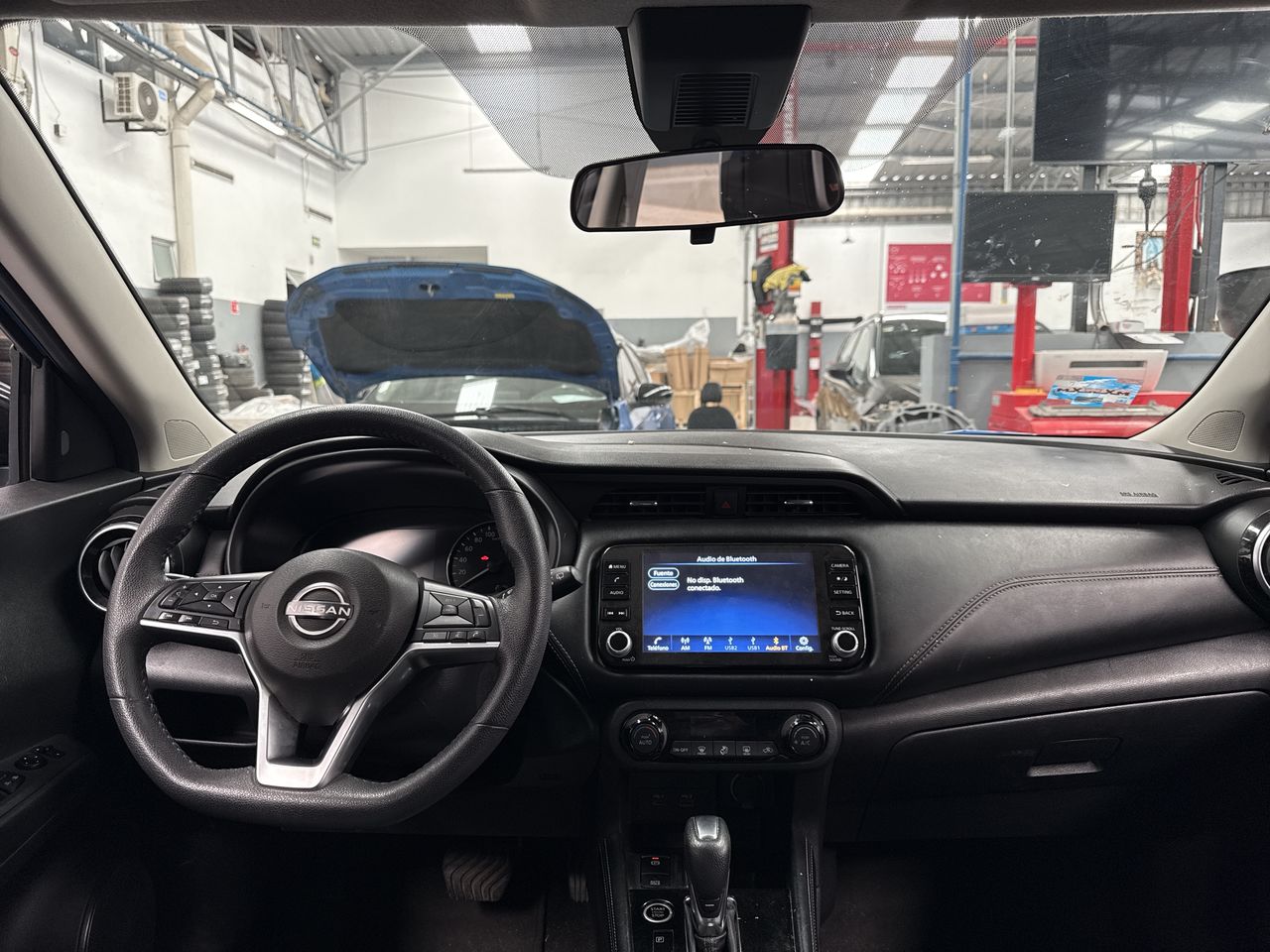 2023 Nissan KICKS PLATINUM BI-TONO 1.6 LTS CVT 23