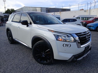 2024 Nissan PATHFINDER PLATINUM 4WD 24