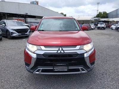 2019 Mitsubishi OUTLANDER ES