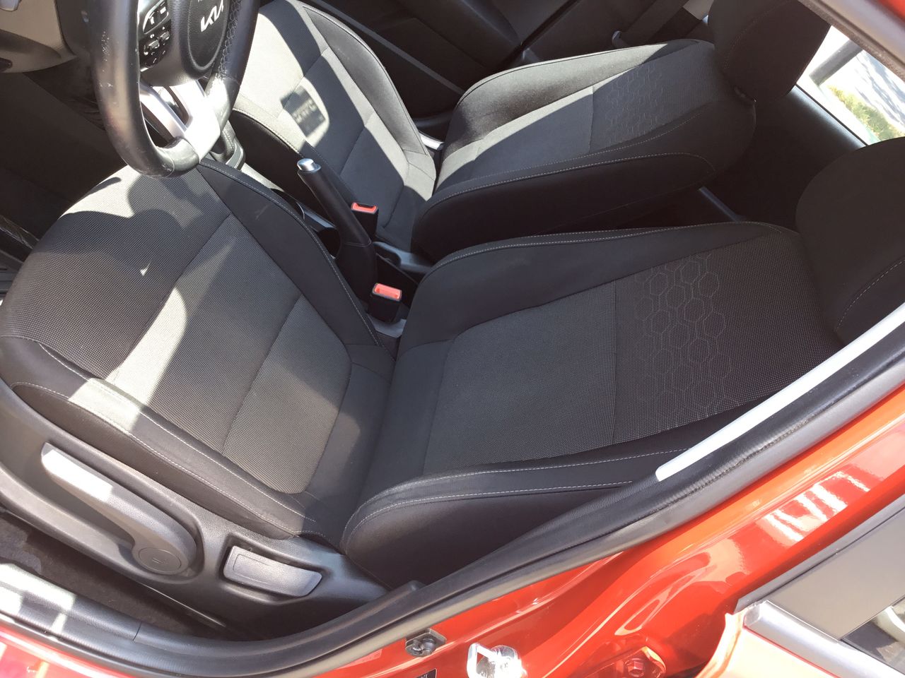 2022 Kia RIO LX TA