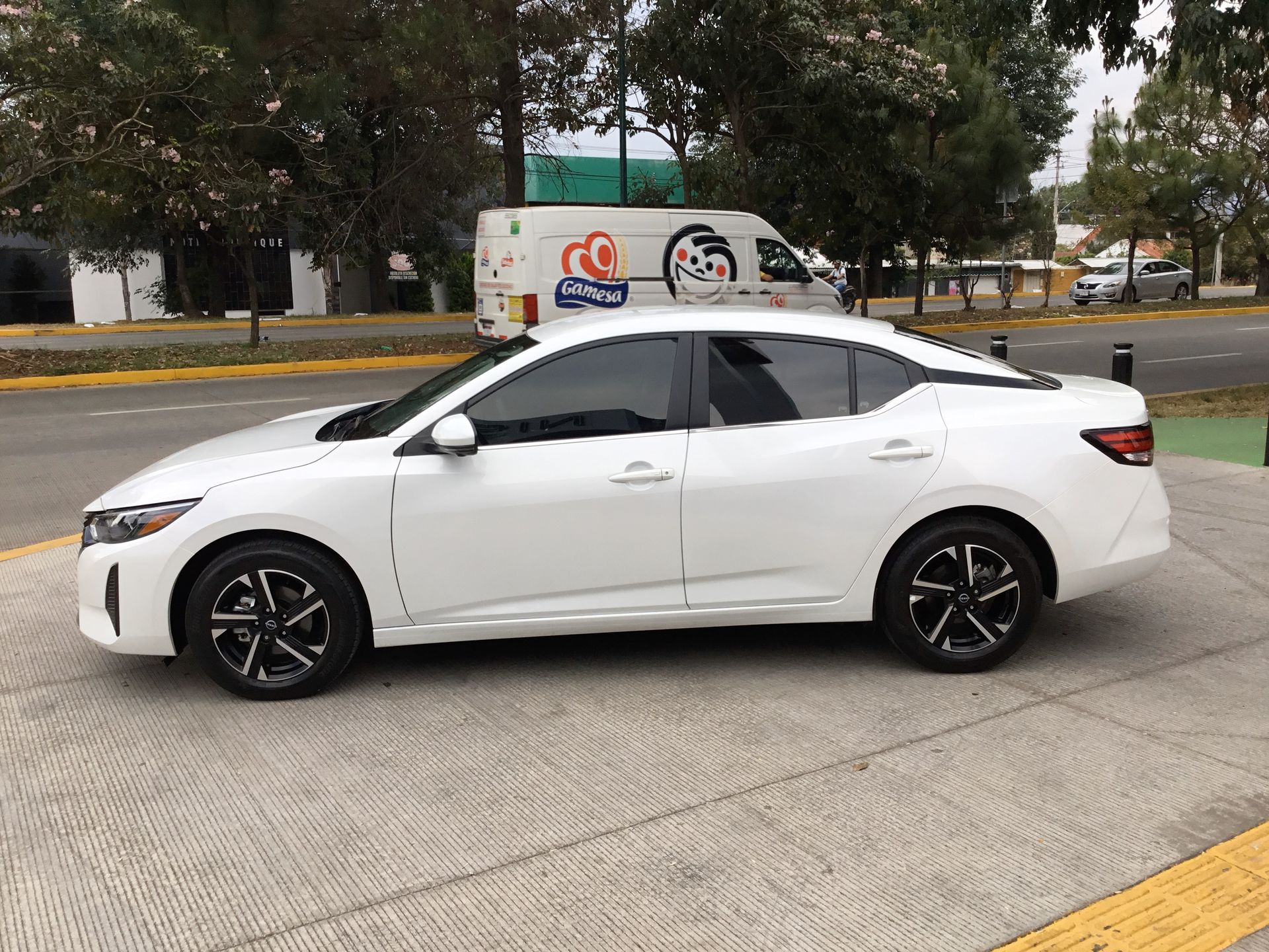 2025 Nissan SENTRA ADVANCE TM 25
